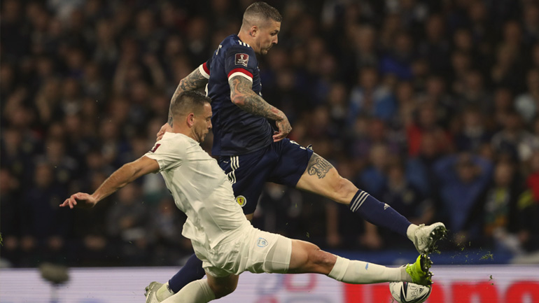 Προκριματικά Μουντιάλ 2022: Σκωτία και Ουκρανία πήραν «κεφάλι» στη μάχη για την 2η θέση