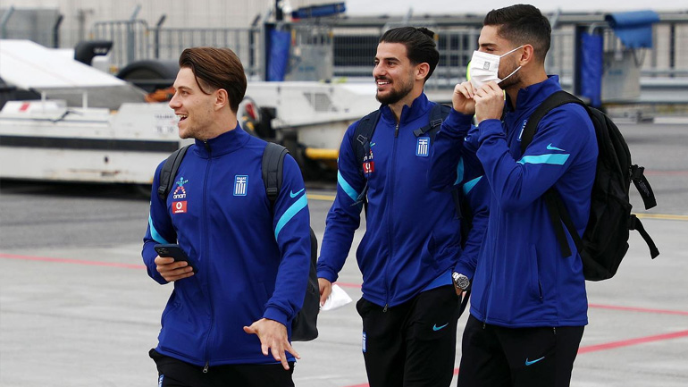 Έφτασε στη Στοκχόλμη η Εθνική μας για το κρίσιμο ματς με τη Σουηδία