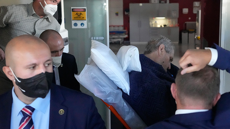 Τσεχία: Ο πρόεδρος Ζέμαν νοσηλεύεται στη Μονάδα Εντατικής Θεραπείας