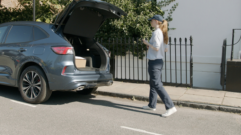 Έχετε Ford; Η εταιρεία αναλαμβάνει υπηρεσίες delivery και παράδοση… στο αυτοκίνητό σας!