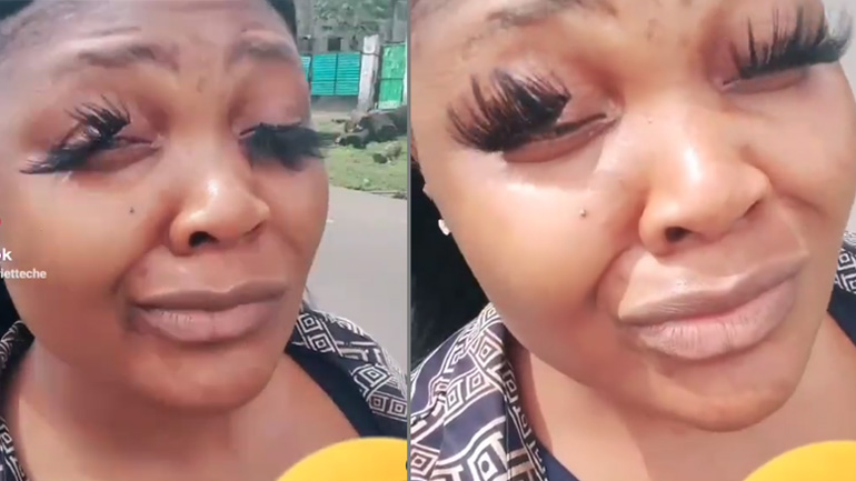 Με ψεύτικες βλεφαρίδες σε μηχανή