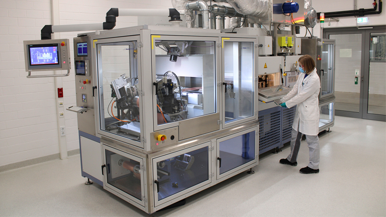 Το κόστος των μπαταριών θα μειωθεί κατά 50%, έως το 2025