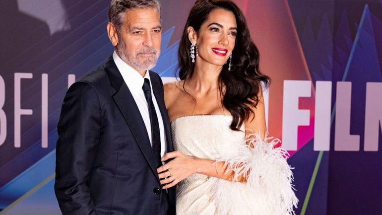Αμάλ Κλούνεϊ: Με glam δημιουργία στην προβολή της νέας ταινίας του Τζορτζ Κλούνεϊ