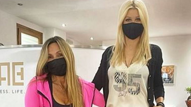 To δημόσιο ευχαριστώ της Έλενας Ράπτη στην Ελένη Πετρουλάκη