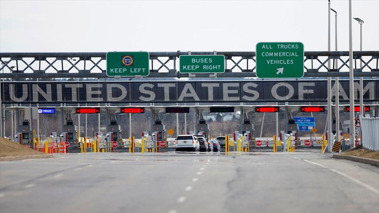 Οι ΗΠΑ ανοίγουν τα σύνορα με το Μεξικό και τον Καναδά για τους εμβολιασμένους