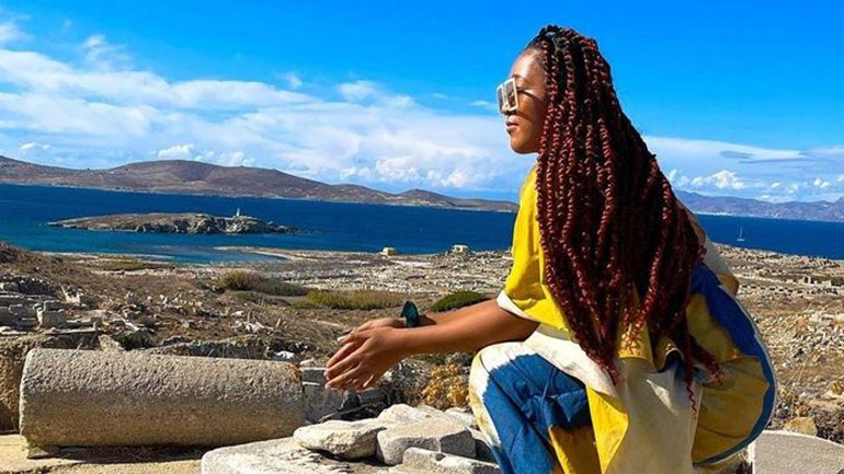 H Naomi Osaka κάνει διακοπές στη Μύκονο
