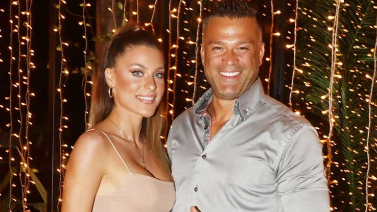 Η τρυφερή φωτογραφία της Βαλεντίνης Παπαδάκη με τον Κώστα Σόμμερ και τον νεογέννητο γιο τους