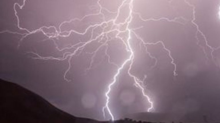 Ισχυρές βροχές και καταιγίδες στη διάρκεια της νύχτας από την κακοκαιρία «Μπάλλος»