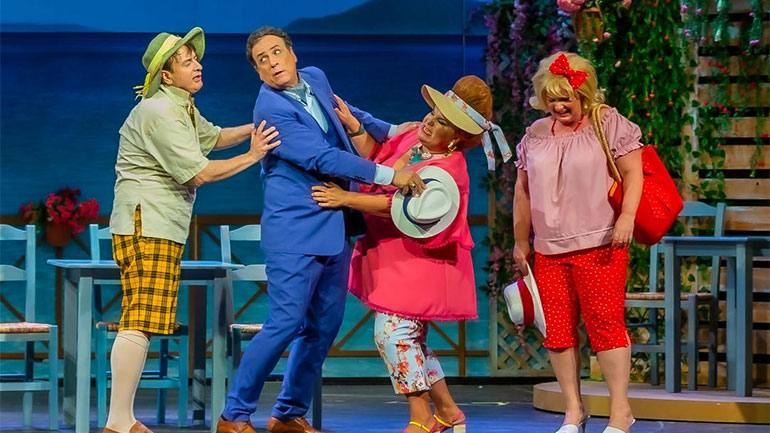 «Ο Κλέαρχος, η Μαρίνα και ο κοντός», σε σκηνοθεσία Χάρη Ρώμα, στο Alhambra Art Theatre