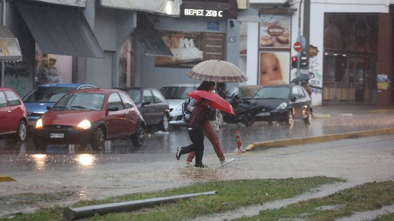 Προβλήματα στην κίνηση των συρμών του τραμ λόγω της κακοκαιρίας