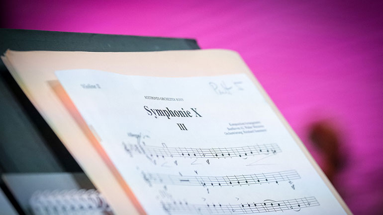 Η τεχνητή νοημοσύνη ολοκλήρωσε την ημιτελή 10η Συμφωνία του Μπετόβεν