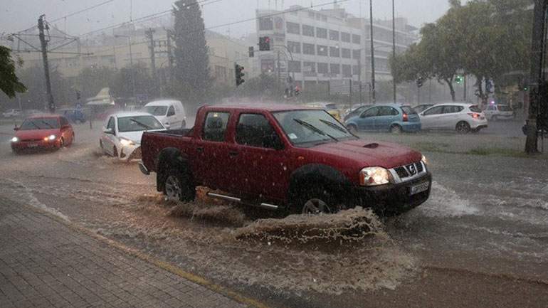 Αποκαταστάθηκε η κυκλοφορία σε Πειραιώς και περιφερειακή Αιγάλεω