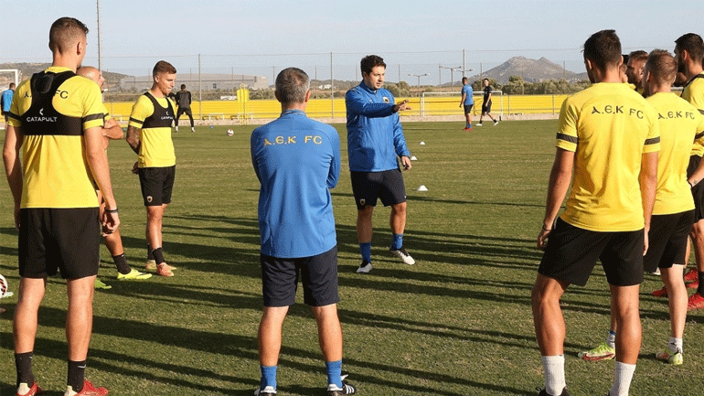 ΑΕΚ: Δεν ανακοίνωσε αποστολή ο Γιαννίκης