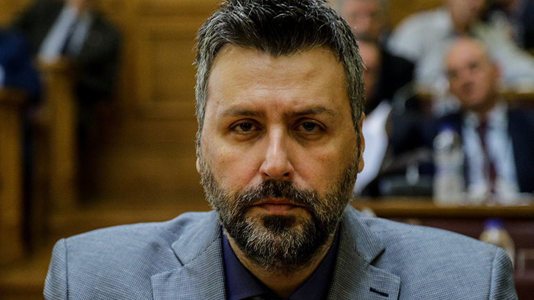 Επίθεση με εμπρηστικό μηχανισμό στο πολιτικό γραφείο του Γ. Καλλιάνου