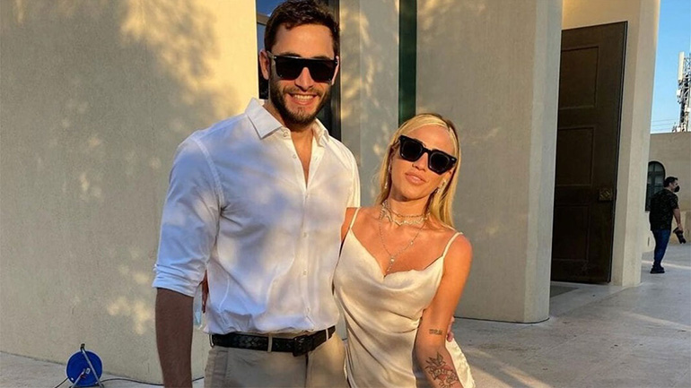 Κόνι Μεταξά: Τι απαντά για το ενδεχόμενο γάμου με τον Μάριο Καπότση