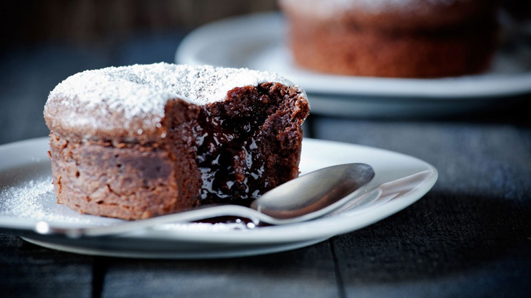 Η πιο εύκολη συνταγή για σουφλέ σοκολάτας