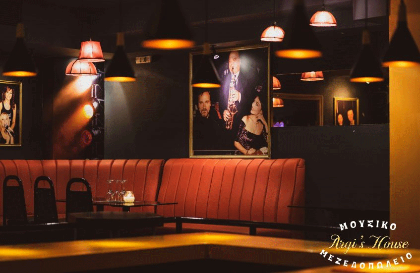 «Argi’s House»: Ένα μουσικό μεζεδοπωλείο στην «καρδιά» της Γλυφάδας  με την υπογραφή του Αργύρη Παπαργυρόπουλου