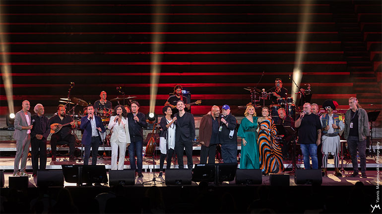 Η συναυλία για την ενίσχυση των πυρόπληκτων οικογενειών της Β. Εύβοιας στο Καλλιμάρμαρο Στάδιο συγκέντρωσε ένα σημαντικό ποσό