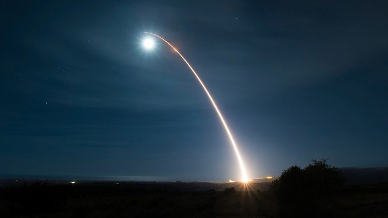 FT: Η Κίνα δοκίμασε υπερηχητικό πύραυλο σε τροχιά