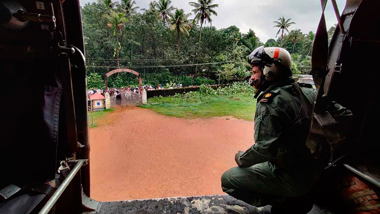 Ινδία: Τουλάχιστον 25 νεκροί από πλημμύρες και κατολισθήσεις