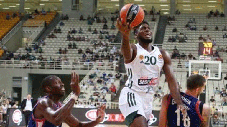 Φλόιντ: «Μόλις βρούμε τον ρυθμό μας τα πράγματα θα τακτοποιηθούν»