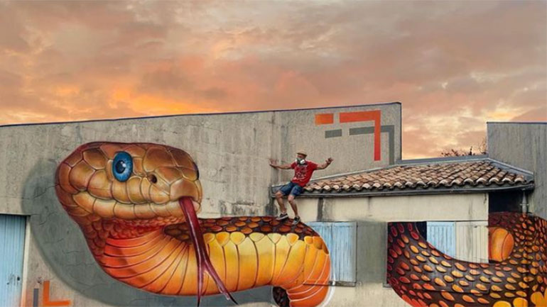 Ο Pierrot, για τις τρισδιάστατες τοιχογραφίες του