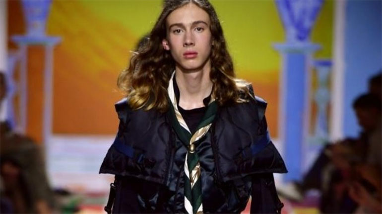 Ο Ifeanyi Okwuadi κέρδισε το κορυφαίο βραβείο στο Φεστιβάλ Μόδας και Φωτογραφίας στην Ιέρ