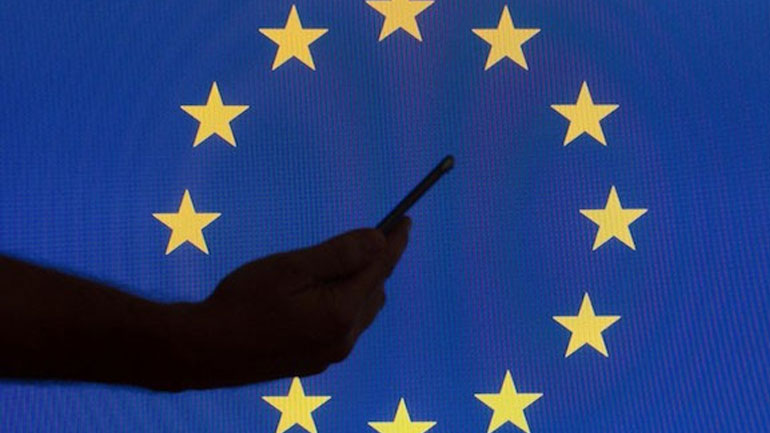 ΕΚΠΟΙΖΩ: Δωρεάν roaming στις χώρες της Ε.Ε. για άλλα 10 χρόνια