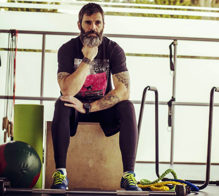 Άφησε το στίγμα του και στα γυμναστήρια διδάσκοντας μαθήματα Sanda Kung Fu.