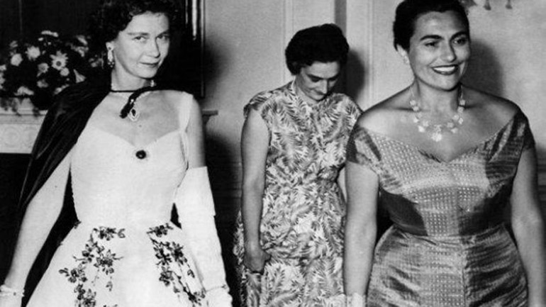 Μαϊμού εθνάρχης ο μέγας Τίτο, στη ρουφιανιά η σύζυγος του