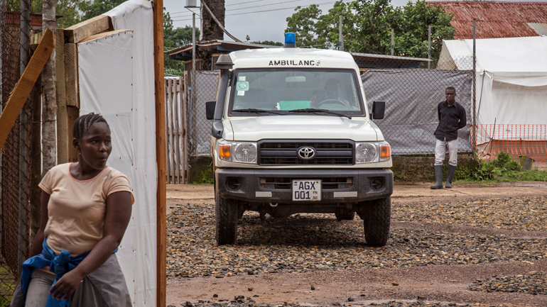 ΛΔ Κονγκό: Τουλάχιστον 50 νεκροί από πτώση φορτηγού σε ποταμό