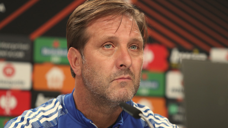 Μαρτίνς: «Να είμαστε δυνατοί και να παίξουμε έξυπνα κόντρα στην Άιντραχτ»