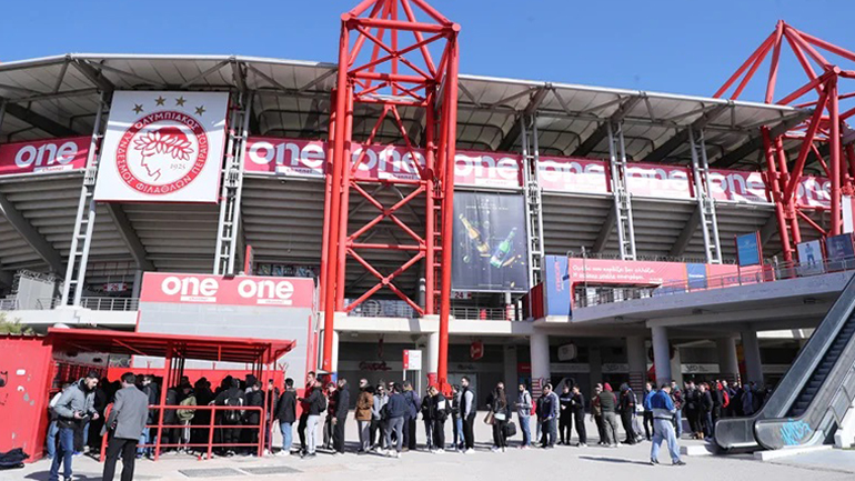 Οι «εκκεντρικοί» πρόεδροι του Ολυμπιακού