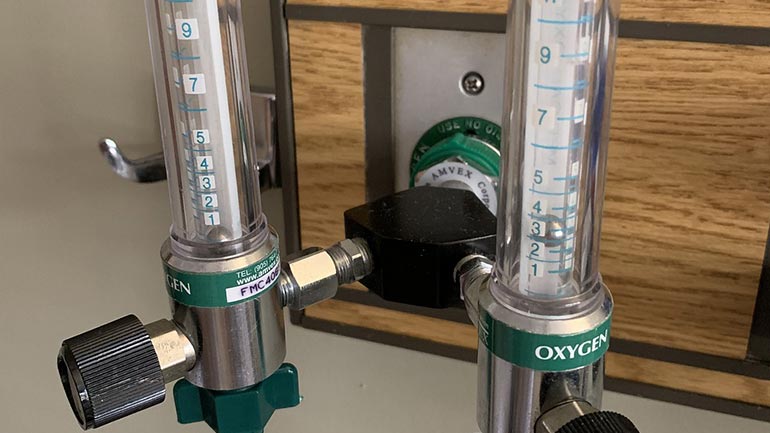 Νοσοκομείο «Παπαγεωργίου»: Άγνωστοι κατέστρεψαν τους σωλήνες παροχής οξυγόνου