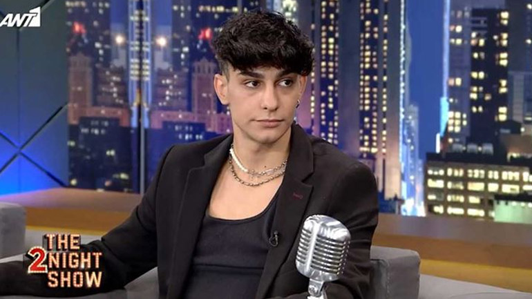 Ο Νίκος Μπάρκουλης μιλά για το bullying που δέχτηκε: «Μου έλεγαν ότι ο πατέρας μου είναι γέρος»