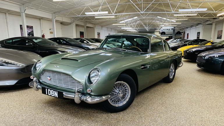 Η πλήρης ανακατασκευή αυτής της αστραφτερής Aston Martin DB5, οφείλεται στην… καραντίνα!