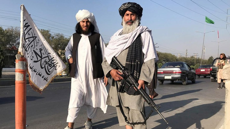 Οι μαίες ζητούν από τους Ταλιμπάν να τους επιτρέψουν να συνεχίσουν να εργάζονται