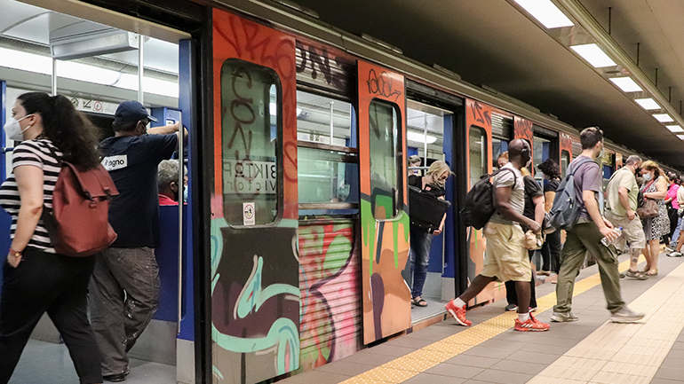 Οργή για την κατάσταση στα μέσα μαζικής μεταφοράς