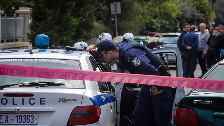 «Με έστελνε στο ίδρυμα και δεν τη συγχώρησα»
