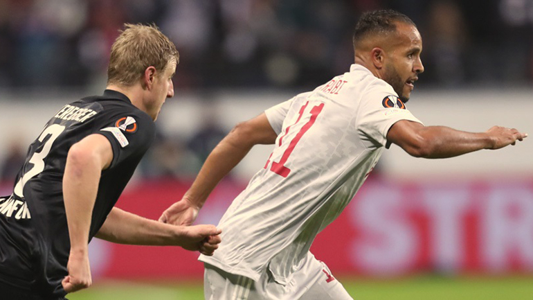 Ο Μαρτίνς στη Φρανκφούρτη έχασε την μπάλα Ο Μαρτίνς στη Φρανκφούρτη έχασε την μπάλα