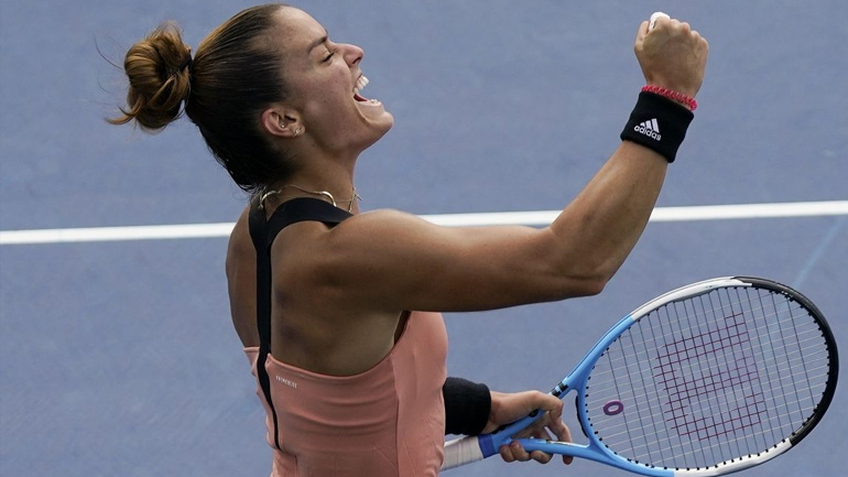 Στα ημιτελικά του  Kremlin Cup η Σάκκαρη, νίκησε 2-0 σετ την Χάλεπ