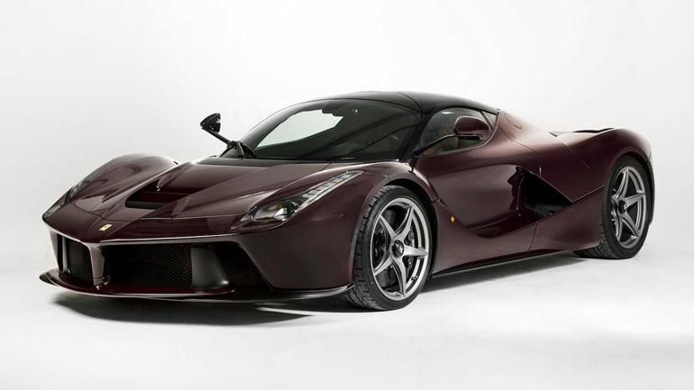 Αυτή τη μελιτζανί Ferrari «LaFerrari», ποιός… θα την πάρει;