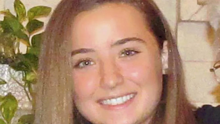 Ιταλία: Από παρενέργειες του εμβολίου AstraZeneca ο θάνατος της 18χρονης Camilla Ιταλία: Από παρενέργειες του εμβολίου AstraZeneca ο θάνατος της 18χρονης Camilla