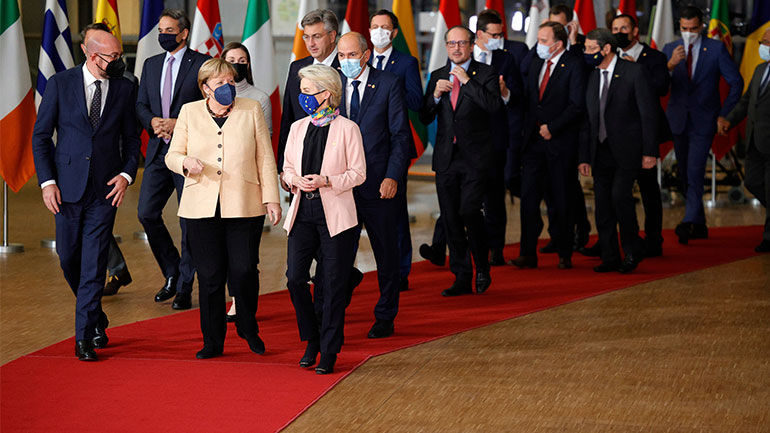 ΕΕ: Η πλειοψηφία των 27 θέλει να συμπεριληφθούν το φυσικό αέριο και η πυρηνική ενέργεια στις «πράσινες» επενδύσεις