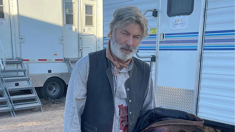 Alec Baldwin: Η πρώτη ανάρτηση μετά την τραγωδία στα γυρίσματα της νέας του ταινίας