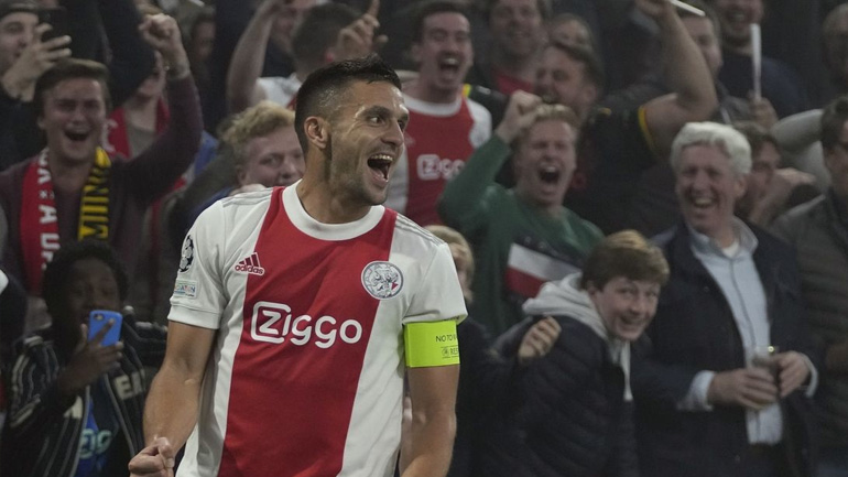 Ολλανδία: Έκανε… πάρτι ο Άγιαξ, συνέτριψε 5-0 την Αϊντχόφεν