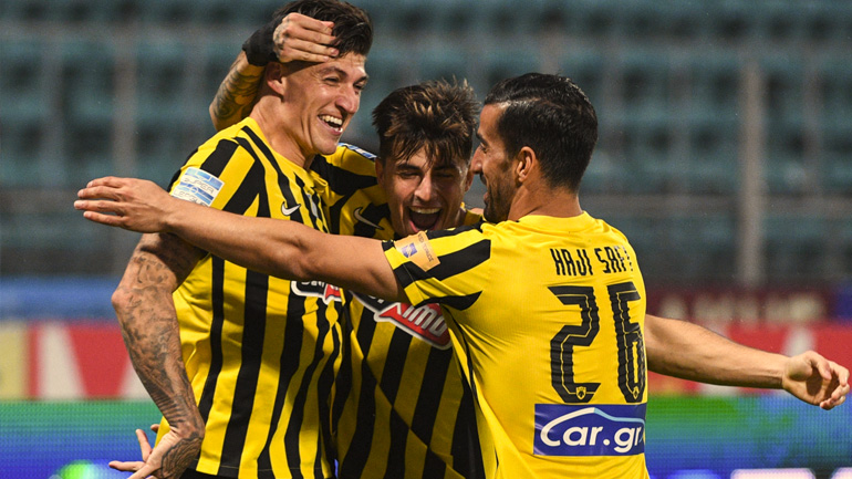 Συνεχίζει ακάθεκτη η ΑΕΚ, 3-1 τον Βόλο στο Πανθεσσαλικό