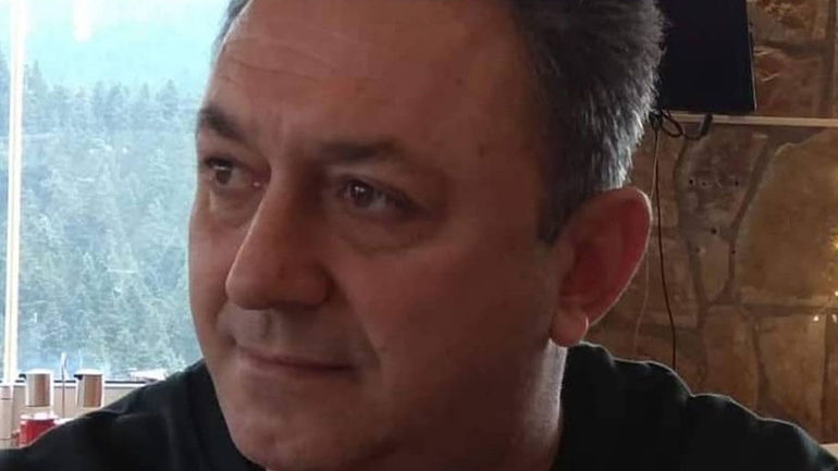Τρίκαλα: 52χρονος επιχειρηματίας πέθανε από κορωνοϊό παρότι εμβολιασμένος Τρίκαλα: 52χρονος επιχειρηματίας πέθανε από κορωνοϊό παρότι εμβολιασμένος