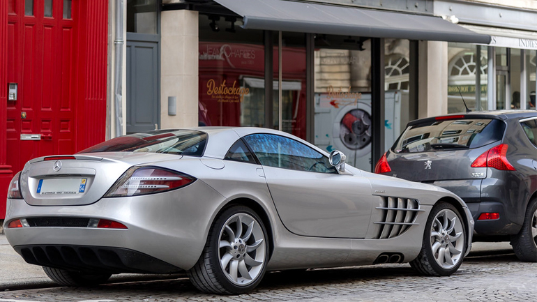 Αυτοκίνητα σαν το εικονιζόμενο, στο μέλλον θα κοστίζουν στην κυριολεξία μια… περιουσία! 