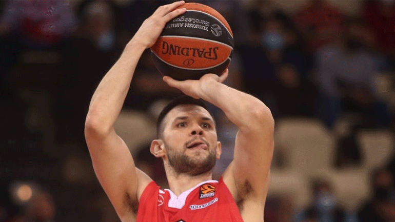 Με Παπανικολάου κόντρα στην Άλμπα Βερολίνου ο Ολυμπιακός